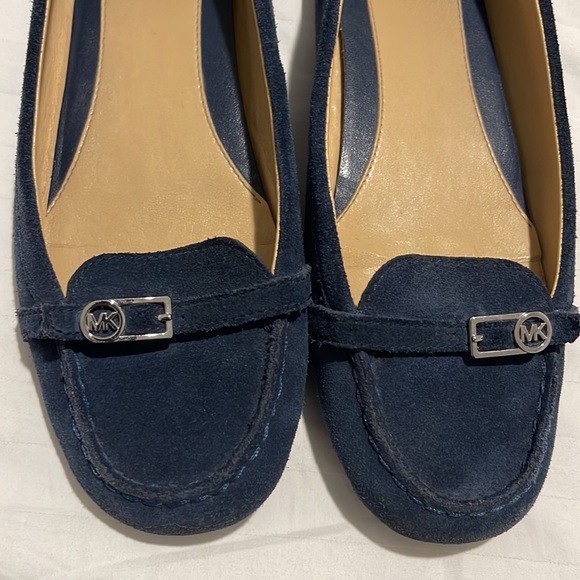 Michael Kors loafers - Picture 2 of 3